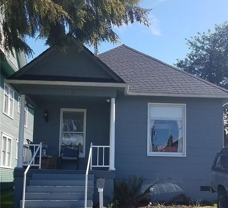 1st image of 3425 Hoyt Ave