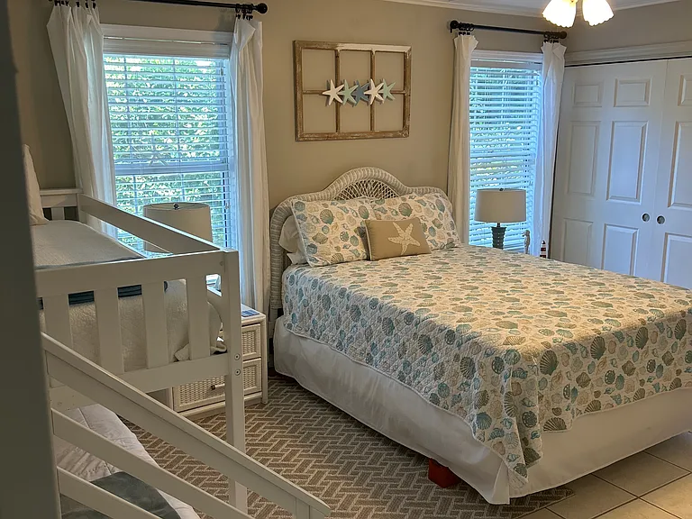 227 Georgia St #1B — Photo 12