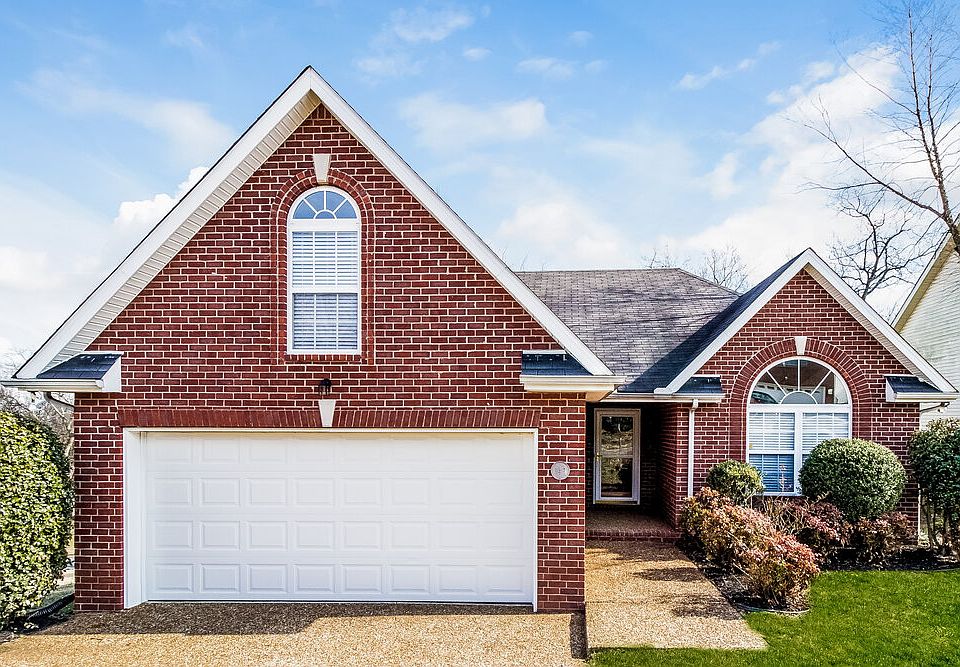 1st image of 142 Homestead Pl