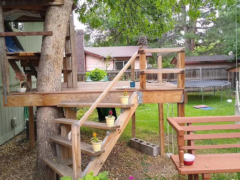 813 Winchester Dr — Photo 16