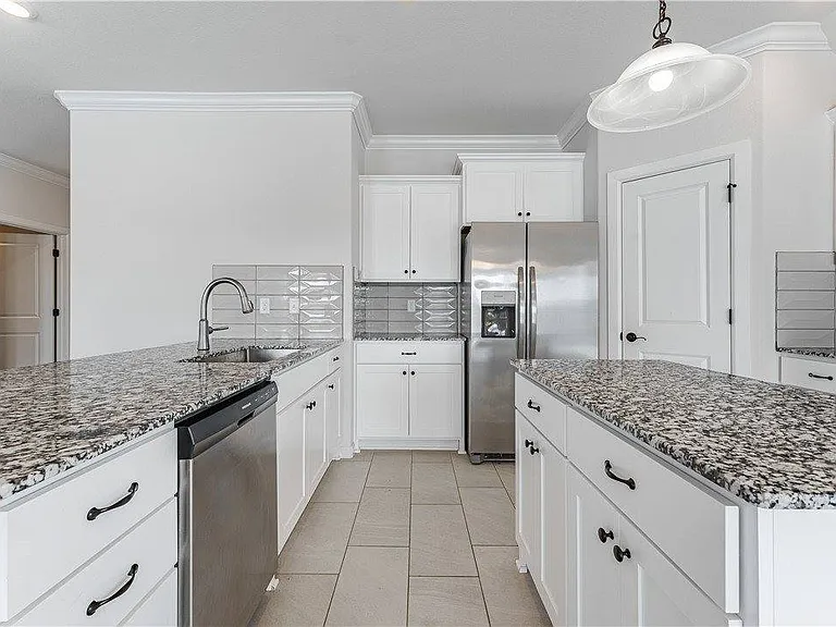 317 S Nightfall Ave — Photo 12