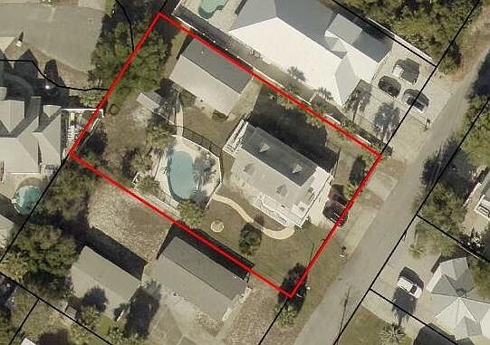 1st image of 405 Dolphin St