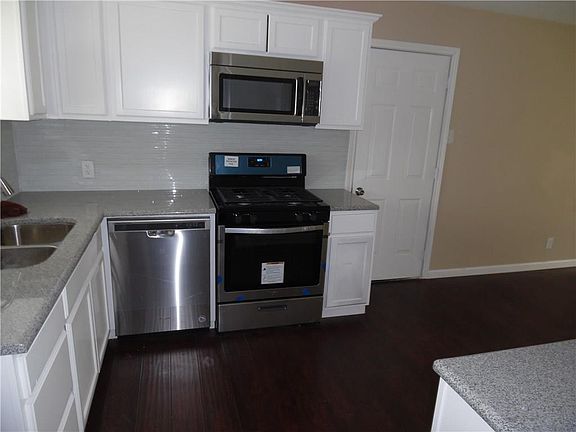 4th image of 4605 Sabelle Ln
