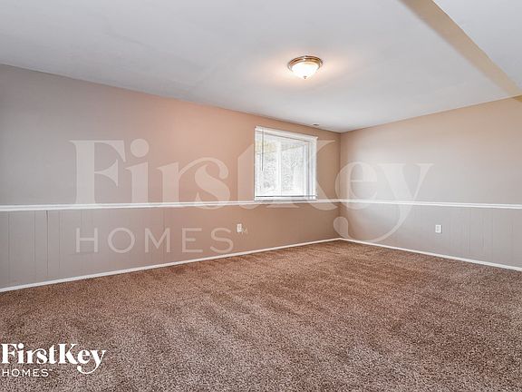 4th image of 1615 Derhake Rd