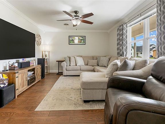 4th image of 6009 Rosalie Ct