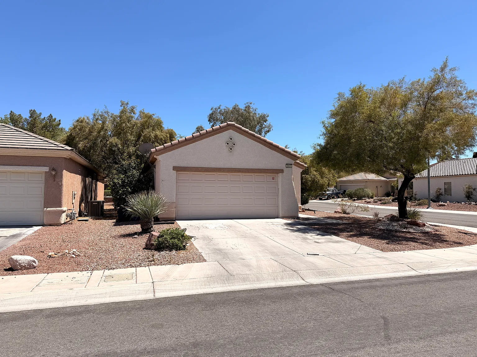 2523 Romanza Rd NV — Photo 1