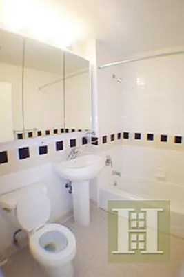 Rented by Halstead Real Estate | media 38