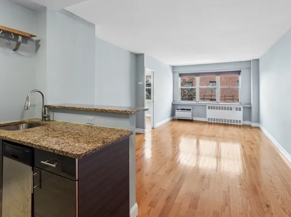 166 East 35th Street image 1 of 5