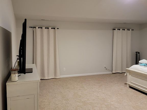 5th image of 1208 Riverstone Dr