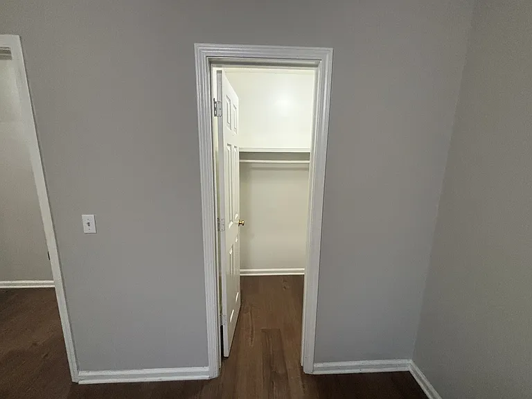 155 N Franklin Dr — Photo 6
