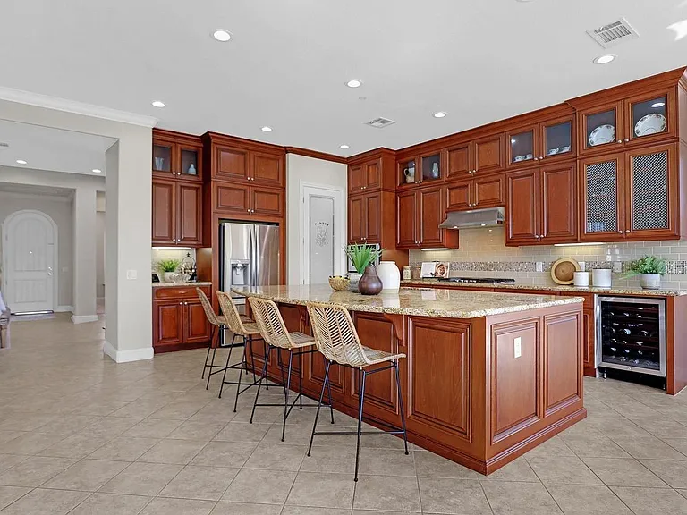 3416 Ironwood Dr — Photo 13