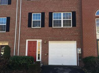 8231 Dellwood Ct, Lanham, MD 20706