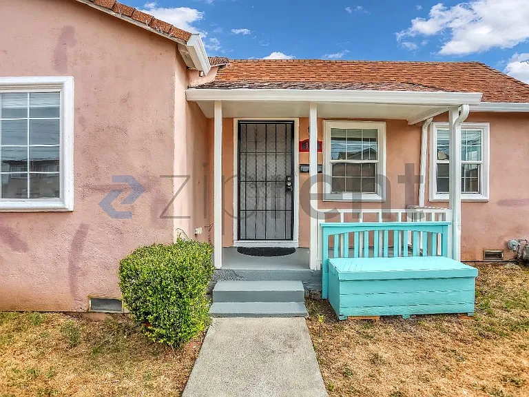 3817 Waller Ave — Photo 4