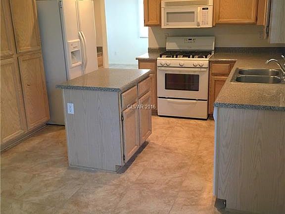 5th image of 1085 Fan Coral Ave #0