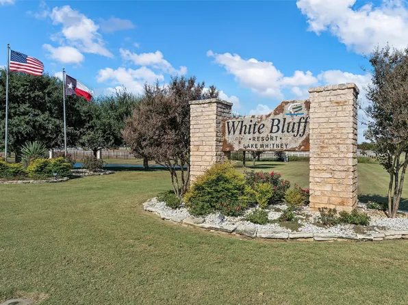 33037 Woodcrest Dr, Whitney, TX 76692