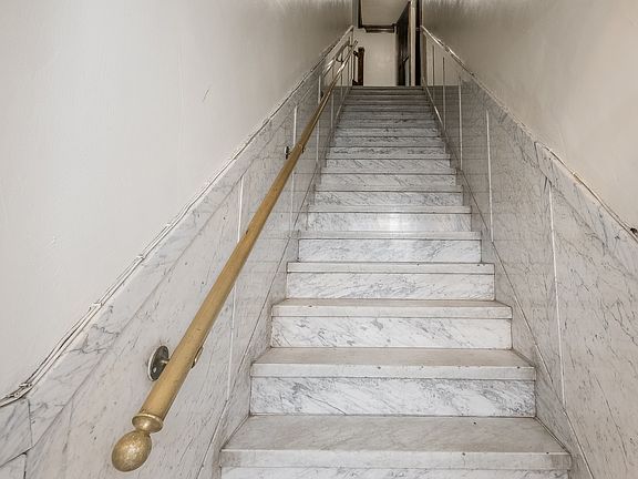 2nd image of 3207 N Cicero Ave APT 201