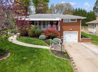 11 Lynn Lee Dr, Greensburg, PA 15601