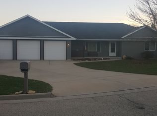 409 Colby Cir, Iron Ridge, WI 53035