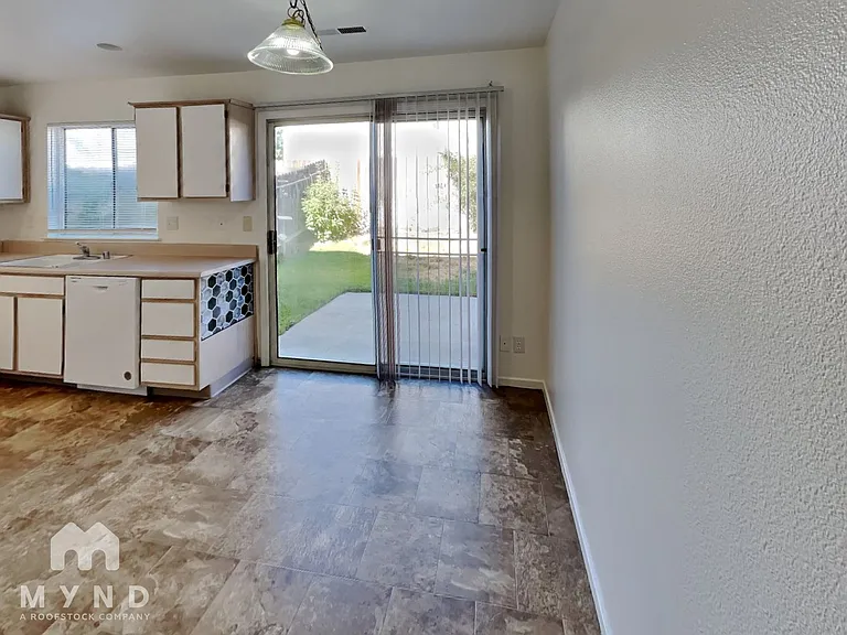 506 Northgate Dr #C — Photo 5