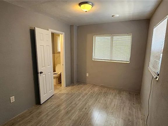 4th image of 2252 Maple Ave #2254-2