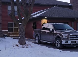 505 Hunter Hill Rd, Hudson, WI 54016