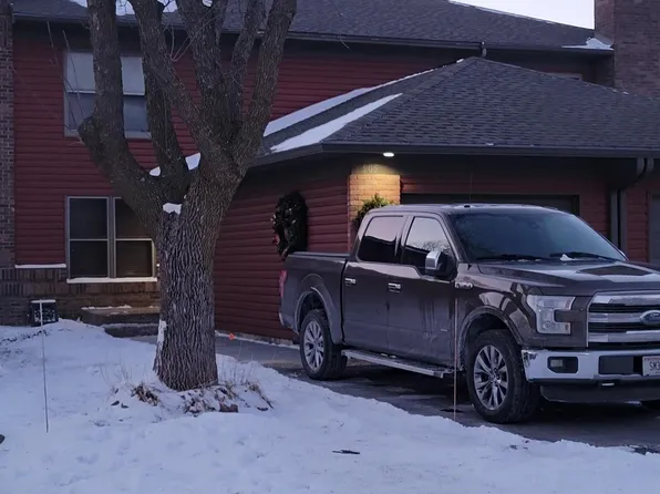 505 Hunter Hill Rd, Hudson, WI 54016