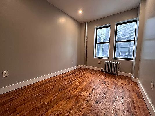 1st image of 25 Fort Washington Ave #5DD