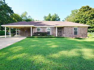 400 Peyton Rd, Holly Springs, MS 38635