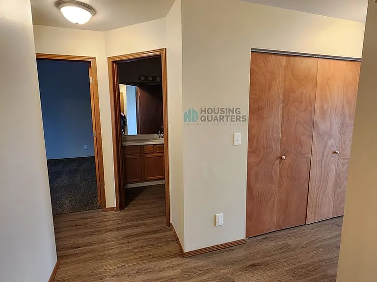 13320 E 28th Ave — Photo 9
