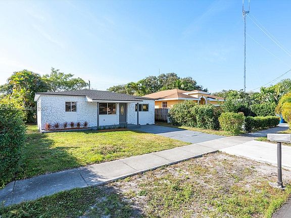 2nd image of 4530 SW 25th St