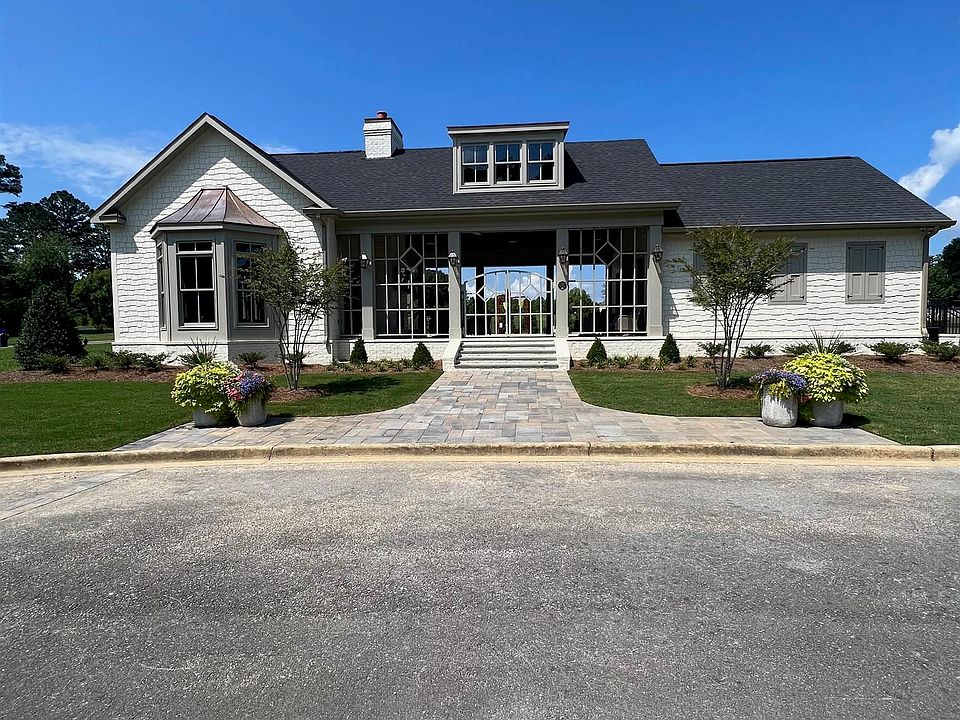 2nd image of C24 Copperleaf Walk