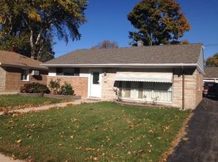 792 E Algonquin Rd, Des Plaines, IL 60016