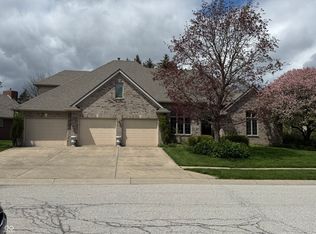 1304 Park Meadow Dr, Beech Grove, IN 46107