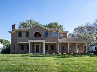 131 Lakeview Ct, Loveland, OH 45140