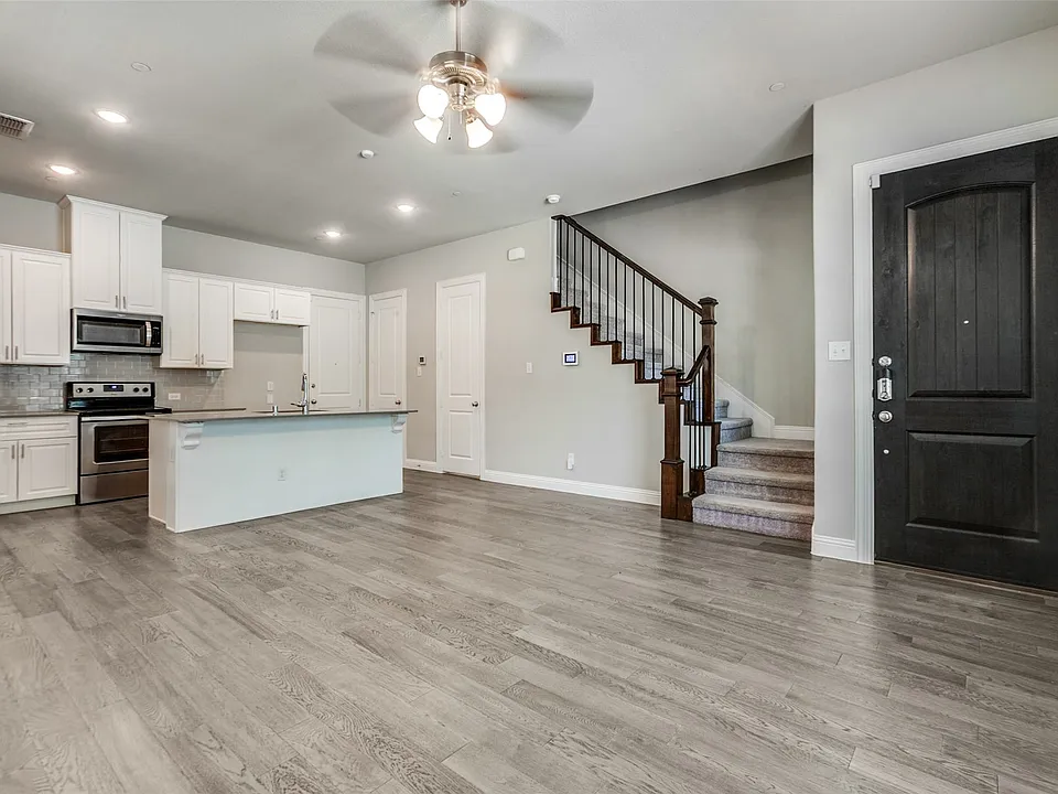 1544 Windermere Way