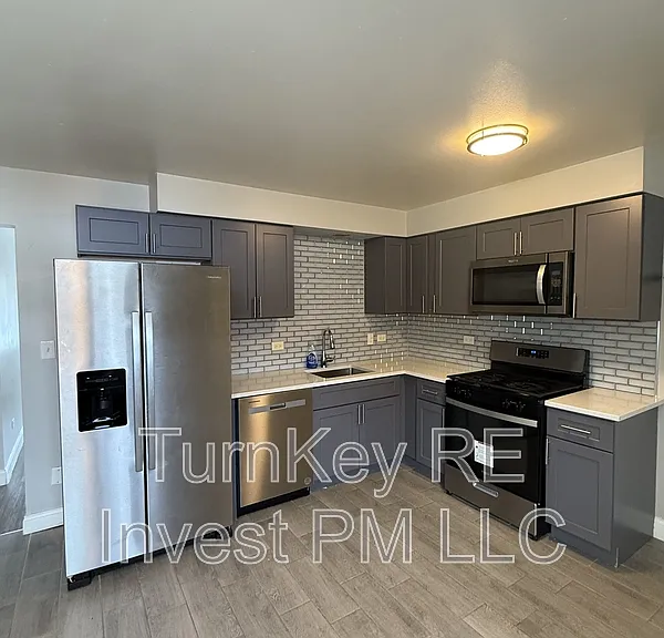 14421 S Ravinia Ave — Photo 2