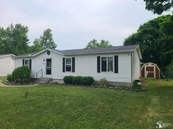 3202 Ferndale St, Monroe, MI 48162