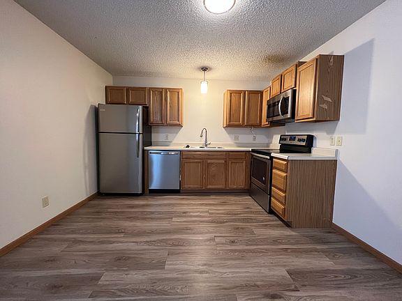 3rd image of 408 McGoodwin Ave #N