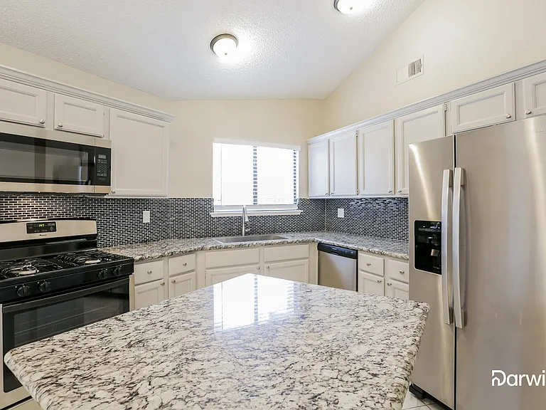 6557 Kirwan Heights Way — Photo 3
