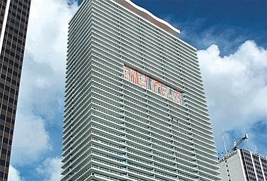 50 Biscayne Blvd — Photo 4