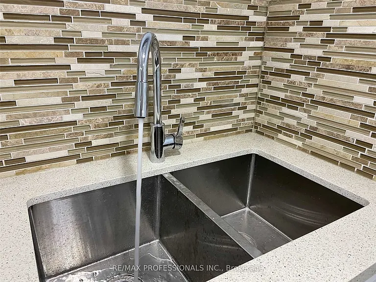 5349 Lismic Blvd #BASEMENT — Photo 13