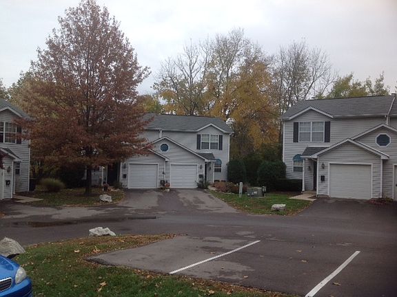 2nd image of 3330 Sheridan St