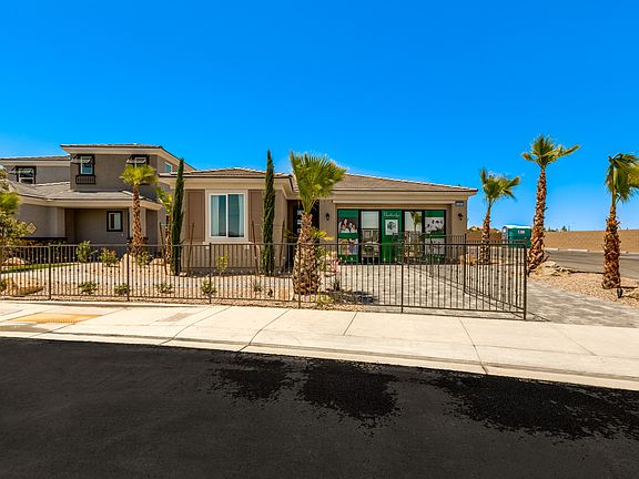 4th image of 5441 Desert Mirage St #Tcez5o