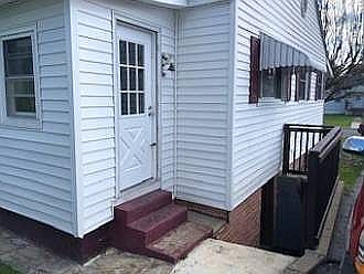 3rd image of 150 Trump Ave