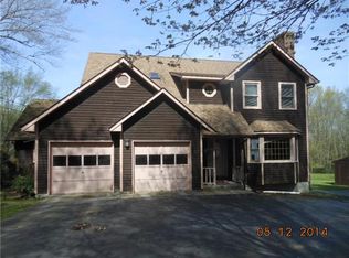 369 Lathrop Rd, Plainfield, CT 06374