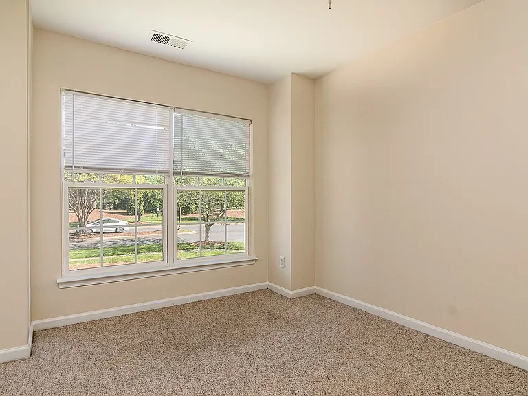 106 Autry Ave — Photo 22