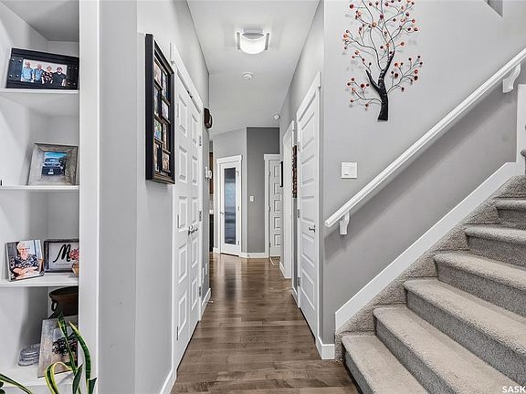 4th image of 419 Kensington BOULEVARD