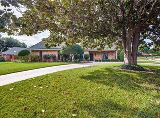 3701 Hillwood Way, Bedford, TX 76021