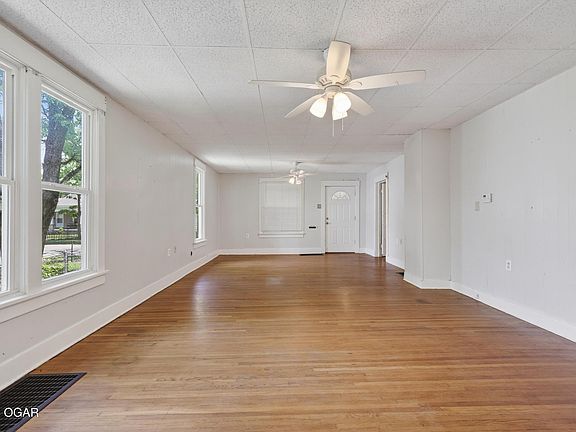 4th image of 1510 Byers Ave