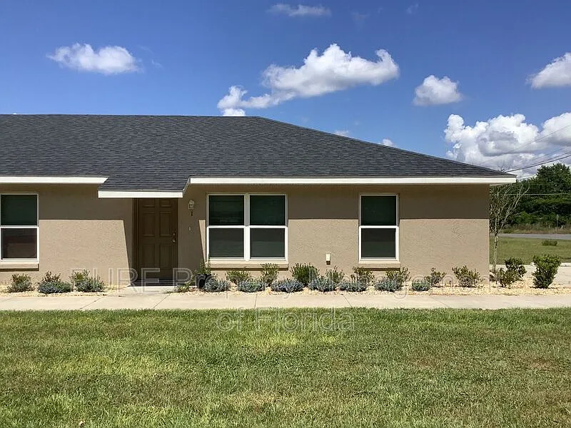 2 bed, 2.0 bath, 978 sqft, $1,274 — Photo 1